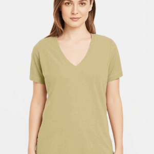 Le tee-shirt ajusté col V en coton bio Betty